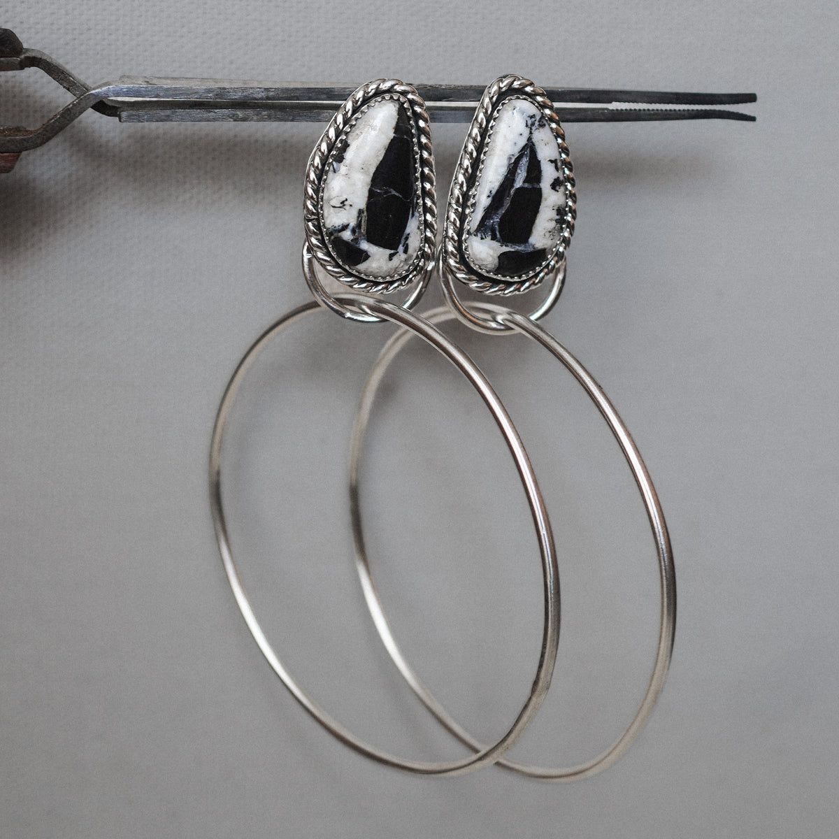 White Buffalo Statement Hoops